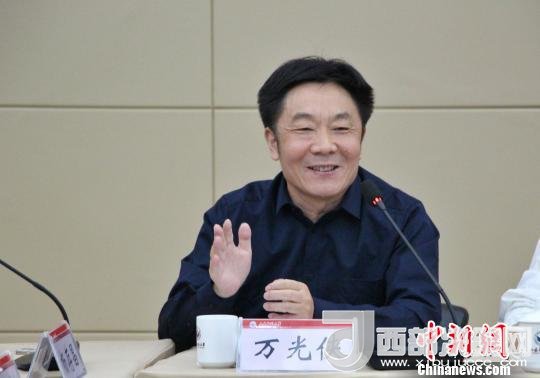 圖為山東師范大學(xué)副校長萬光俠在開幕式上發(fā)言?！≮w曉 攝