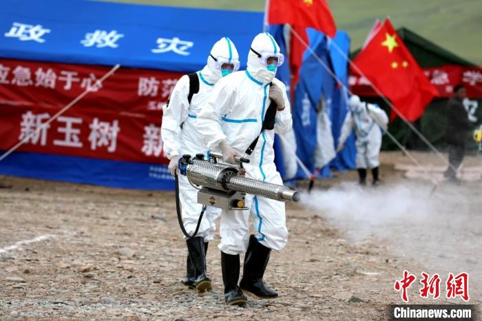 圖為進行現(xiàn)場消毒。青海省應急廳