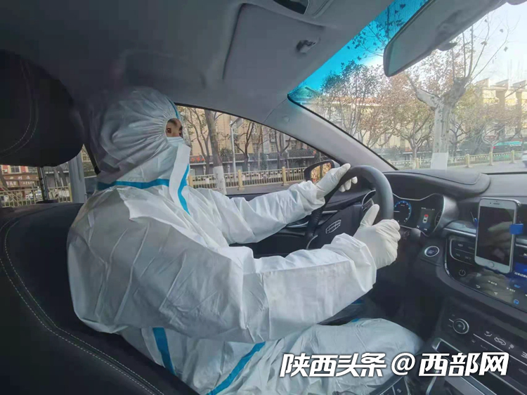 正在上傳... 3054b60d3dab71687d5d6ce9eedd68e3.png